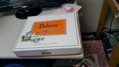 教室に、といただいたお菓子