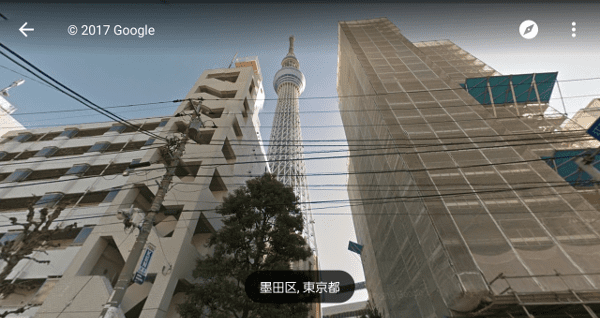 下から見たスカイツリー