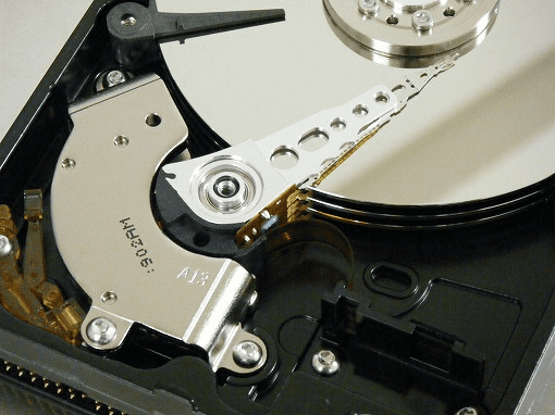 ハードディスク内部のイメージ